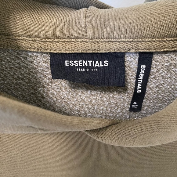 Fear Of God FOG Essentials Men’s Pullover Hoodie - Picture 4 of 5